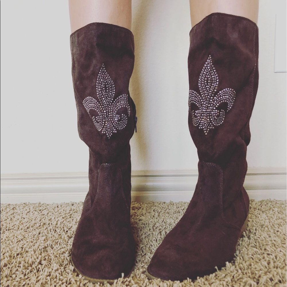 Kathy Van Zeeland brown leather boots